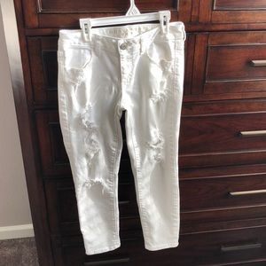 American Eagle Outfitters distressed white jeans